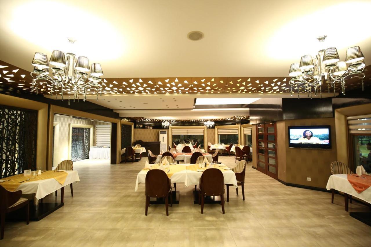 Bahria Grand Hotel & Resort 라호르 외부 사진